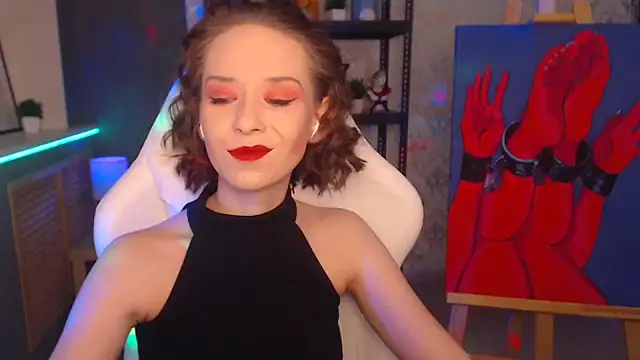 Snapshot of FascinatingEyess chatting on 01/14/25, 08:04 FascinatingEyess online show from 01/14/25, 08:04