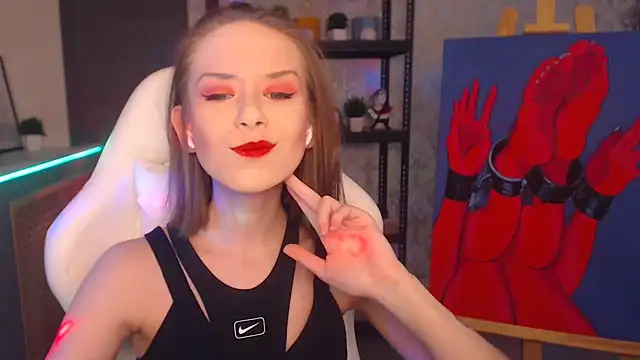 Snapshot of FascinatingEyess chatting on 01/17/25, 09:39 FascinatingEyess online show from 01/17/25, 09:39