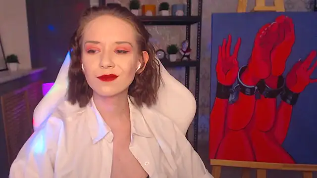 Snapshot of FascinatingEyess chatting on 01/19/25, 02:15 FascinatingEyess online show from 01/19/25, 02:15