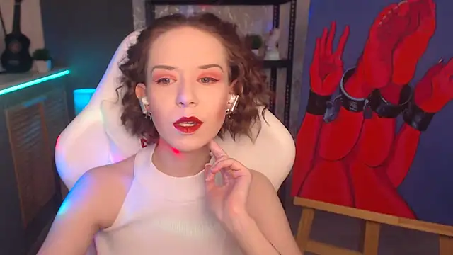 Snapshot of FascinatingEyess chatting on 03/17/25, 02:30 FascinatingEyess online show from 03/17/25, 02:30