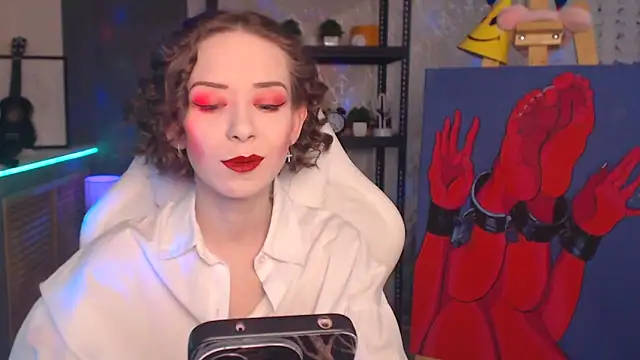 FascinatingEyess online show from 02/19/26, 09:00