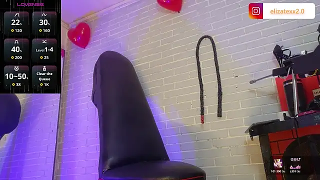 elizatexx online show from 04/23/26, 08:11