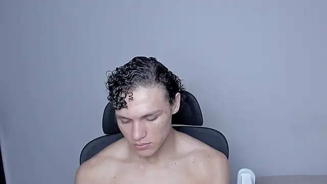 laurent nova online show from 11/17/25, 08:25