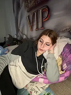 xxdorkax6 online show from 04/23/26, 08:13