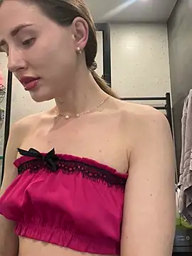 Jullia Carter online show from 04/19/26, 09:08