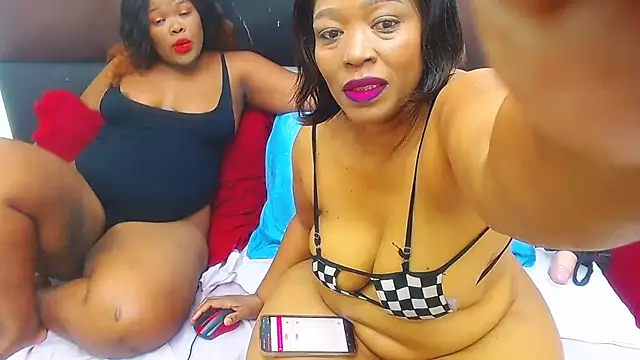 Brookylynbrownxx online show from 09/25/25, 05:33