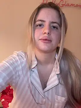 Holly-Glamour online show from 02/14/26, 01:46