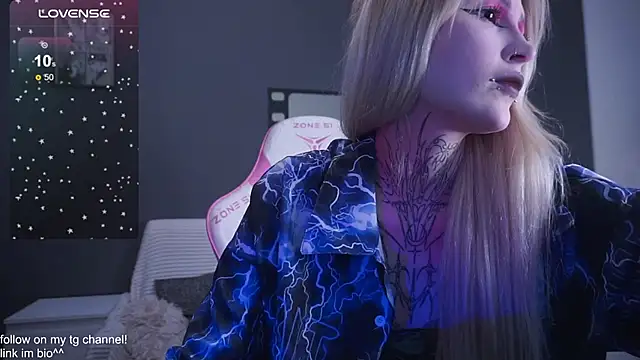 fraulein mooon online show from 11/16/25, 10:59