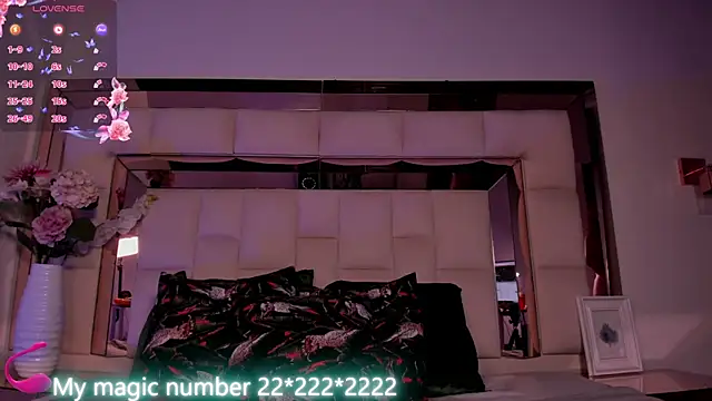 Snapshot of anyi_sweet_titss chatting on 02/28/25, 05:26 anyi sweet titss online show from 02/28/25, 05:26