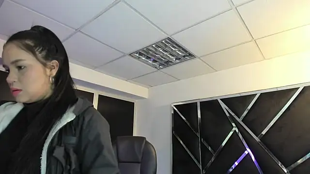 Ivanna18 x online show from 11/06/25, 03:51