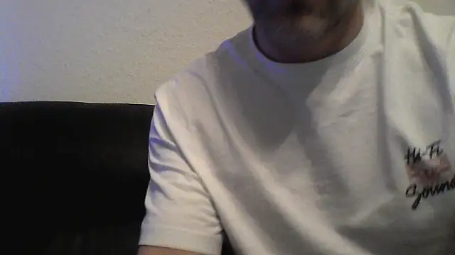 AttractiveSilk5 online show from 02/08/26, 09:29