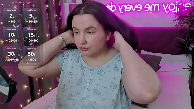 FeralPeach online show from 04/17/26, 07:00