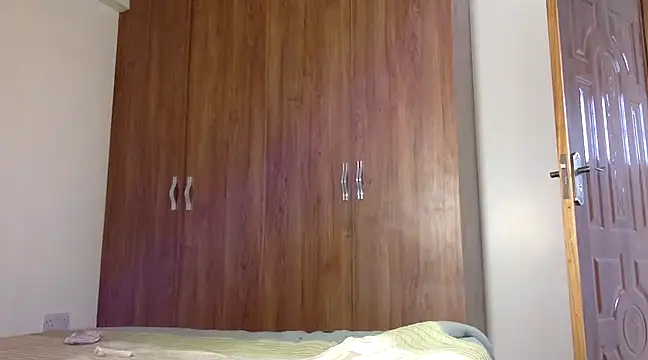 Snapshot of Rose_berry chatting on 01/25/25, 09:26 Rose berry online show from 01/25/25, 09:26