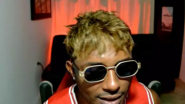 Snapshot of Black_indiian chatting on 11/27/25, 05:37 Black indiian online show from 11/27/25, 05:37