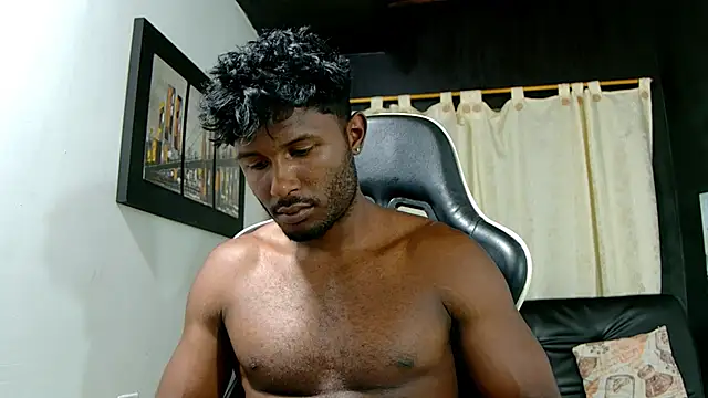 Snapshot of Black_indiian chatting on 12/18/25, 05:52 Black indiian online show from 12/18/25, 05:52