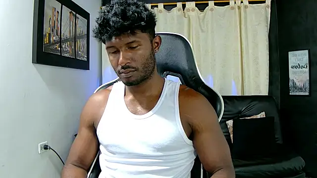 Snapshot of Black_indiian chatting on 12/19/25, 06:59 Black indiian online show from 12/19/25, 06:59