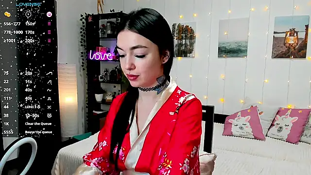 Snapshot of Magic_Allie chatting on 01/27/25, 07:46 Magic Allie online show from 01/27/25, 07:46