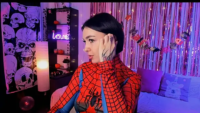 Snapshot of Magic_Allie chatting on 10/24/25, 08:16 Magic Allie online show from 10/24/25, 08:16