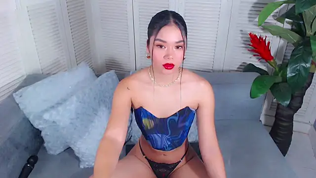 Snapshot of JasmineMoore chatting on 01/09/25, 10:09 JasmineMoore online show from 01/09/25, 10:09