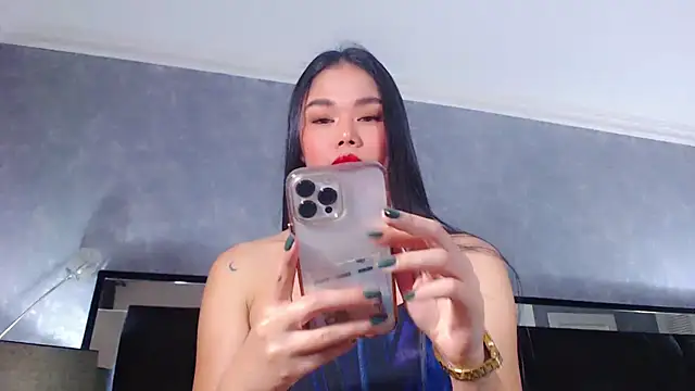 Snapshot of JasmineMoore chatting on 03/08/25, 09:18 JasmineMoore online show from 03/08/25, 09:18