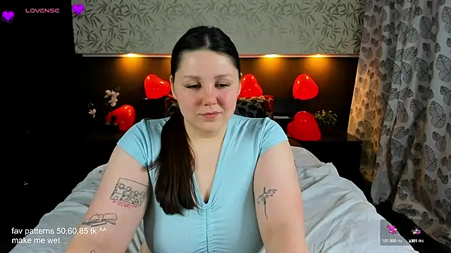 Ruth Oliver online show from 02/22/25, 02:52