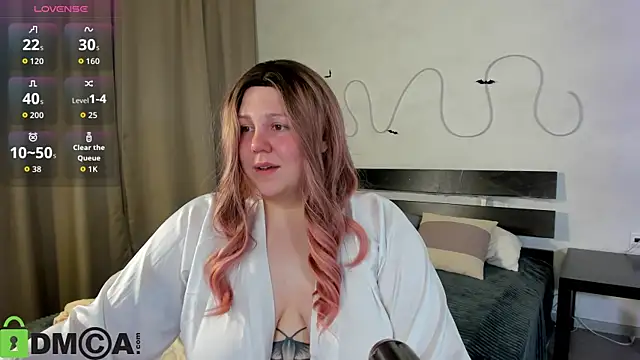 Ruth Oliver online show from 10/31/25, 01:06