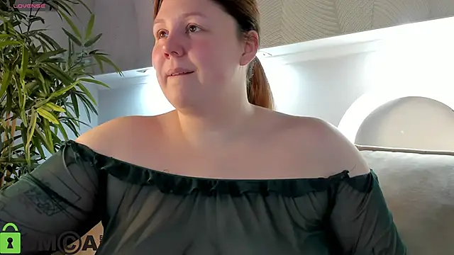 Ruth Oliver online show from 03/30/26, 01:06