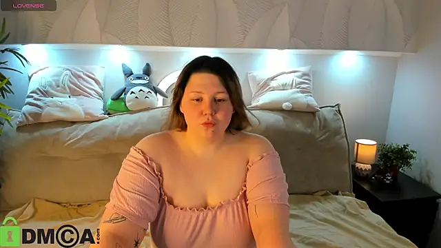 Ruth Oliver online show from 04/06/26, 01:03