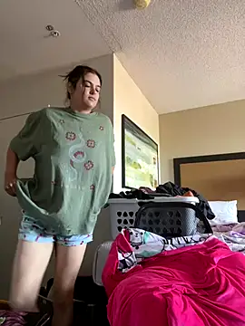 SafeinouterSpace online show from 10/05/25, 06:06