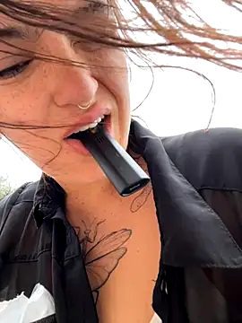 SafeinouterSpace online show from 10/09/25, 05:22