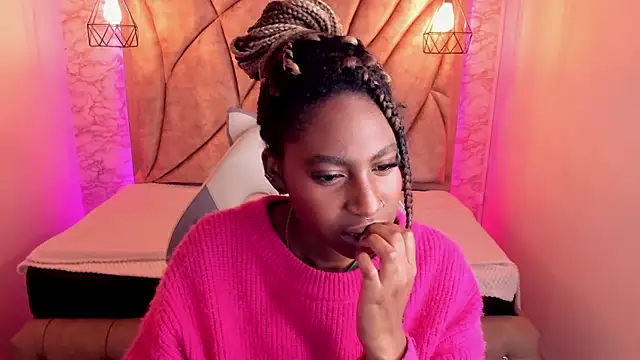 Queen perla  online show from 01/22/25, 10:37