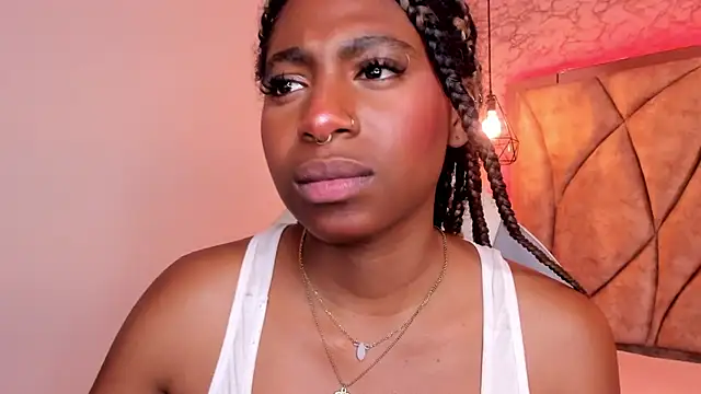 Queen perla  online show from 02/07/25, 10:30