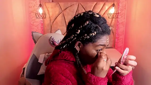 Queen perla  online show from 02/21/25, 12:28