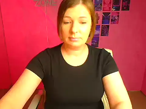Snapshot of Lissmilf chatting on 04/25/26, 11:35 Lissmilf online show from 04/25/26, 11:35