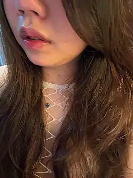 Hotellinh12 online show from 05/13/26, 03:53