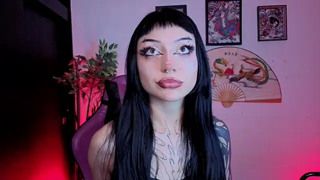 Snapshot of catipetite chatting on 07/15/26, 05:34 catipetite online show from 07/15/26, 05:34