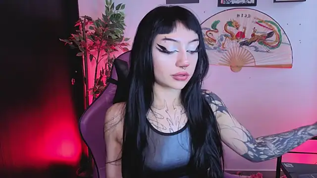 Snapshot of catipetite chatting on 07/20/26, 01:13 catipetite online show from 07/20/26, 01:13