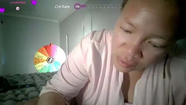 Snapshot of Milfshakecafe chatting on 03/18/25, 12:36 Milfshakecafe online show from 03/18/25, 12:36