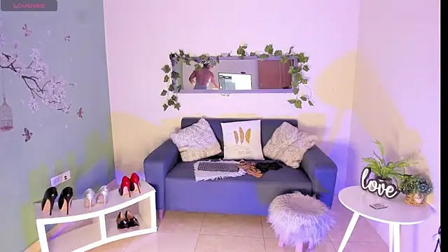 thais dreams online show from 02/07/25, 12:17