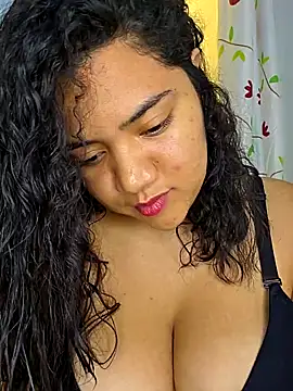 Watagatapitusberry1 online show from 11/20/25, 02:23