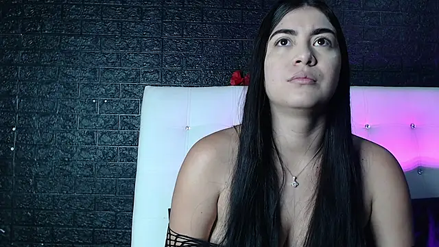 Snapshot of Sweet-Monica chatting on 07/14/26, 10:32 Sweet-Monica online show from 07/14/26, 10:32