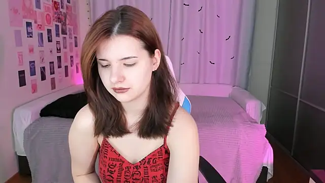 Vanessa Verona online show from 12/14/25, 05:02