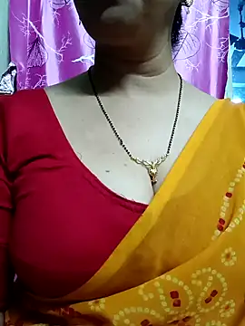 Snapshot of Rosy-B chatting on 02/03/25, 05:46 Rosy-B online show from 02/03/25, 05:46