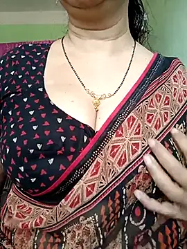 Snapshot of Rosy-B chatting on 03/03/25, 06:59 Rosy-B online show from 03/03/25, 06:59