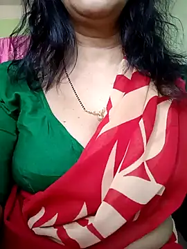 Snapshot of Rosy-B chatting on 03/12/25, 09:55 Rosy-B online show from 03/12/25, 09:55