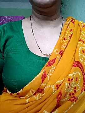 Snapshot of Rosy-B chatting on 03/20/25, 09:48 Rosy-B online show from 03/20/25, 09:48