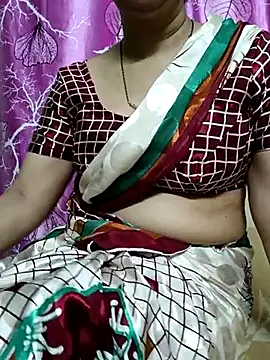 Snapshot of Rosy-B chatting on 03/20/25, 09:46 Rosy-B online show from 03/20/25, 09:46