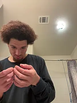 Snapshot of Clearlytothepoint420 chatting on 12/29/24, 07:17 Clearlytothepoint420 online show from 12/29/24, 07:17