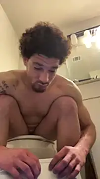 Snapshot of Clearlytothepoint420 chatting on 01/04/25, 07:03 Clearlytothepoint420 online show from 01/04/25, 07:03