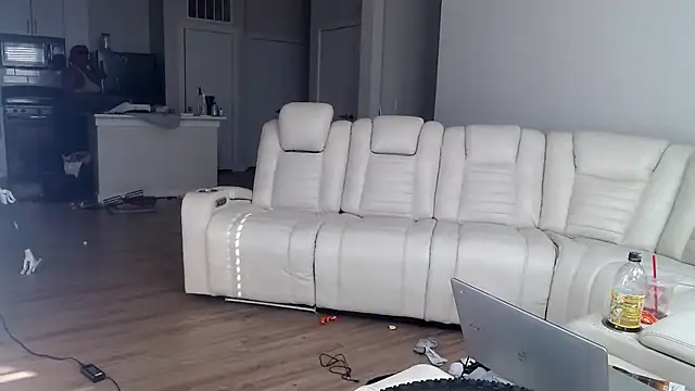 Snapshot of Clearlytothepoint420 chatting on 01/24/25, 09:37 Clearlytothepoint420 online show from 01/24/25, 09:37